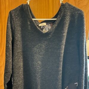 Cotton/polyester front & sleeves, satin floral back longer top.